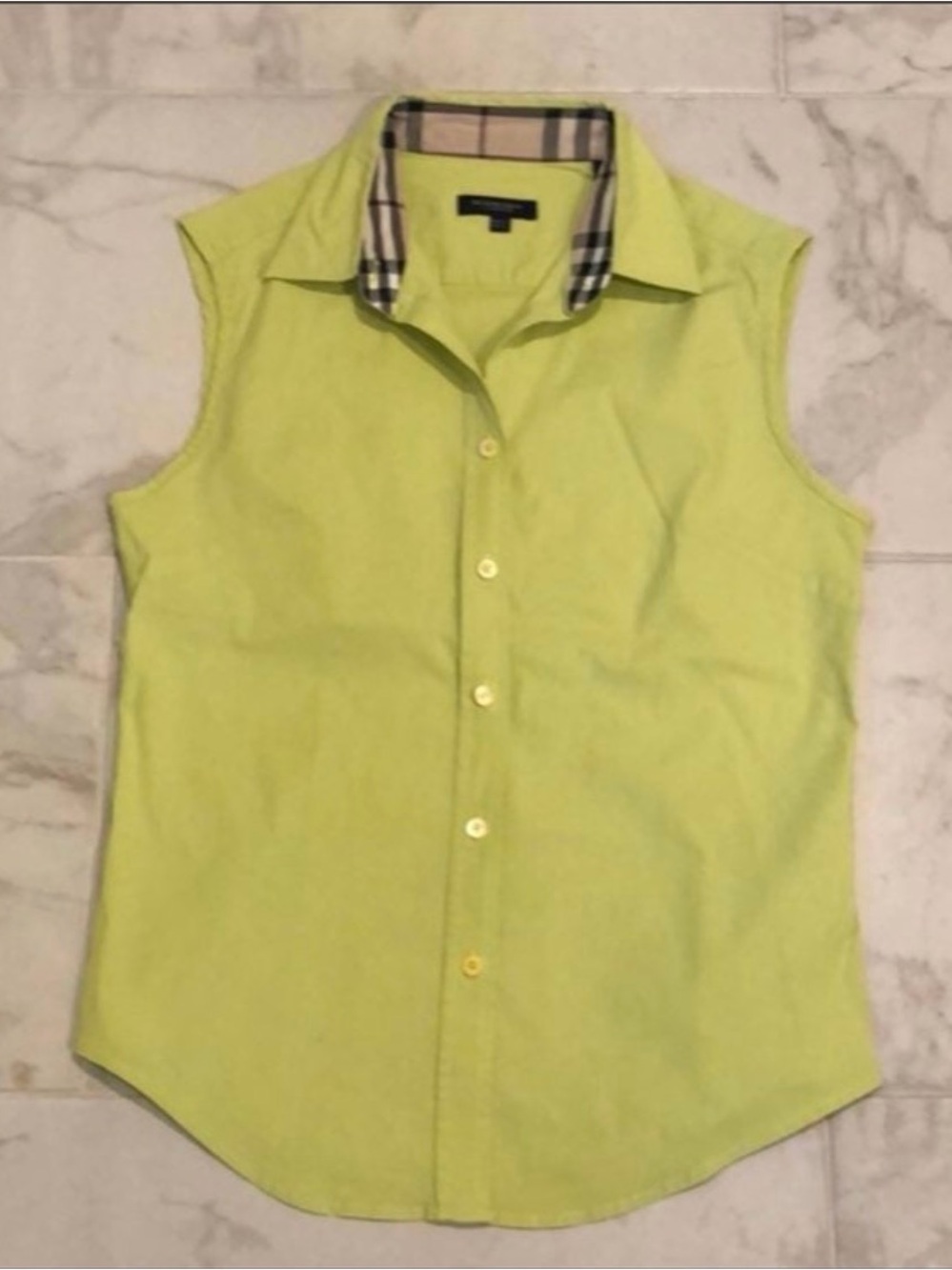 Sleeveless Lime Button-Down Top - Unbranded
